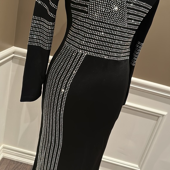 Drilling Side Slit Round Neck Maxi Dress - Picture 13 of 17